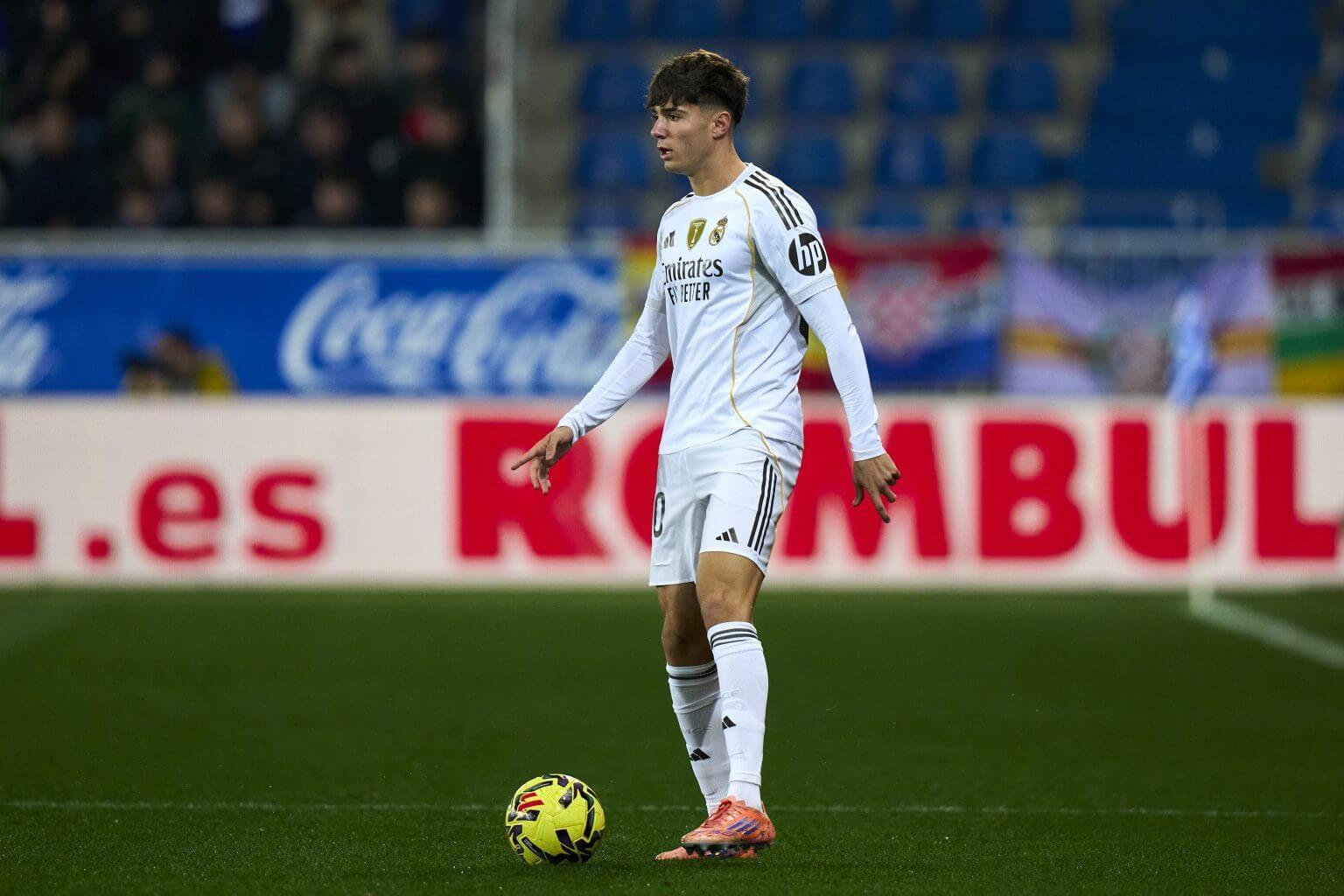 开云下载-TA：阿森纳关注19岁的巴尔德佩尼亚斯与17岁的贝利尼奥